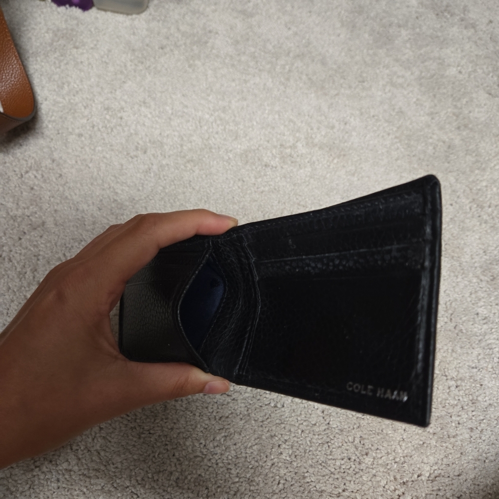 Cole Haan bifold wallet - Picture 5 of 7